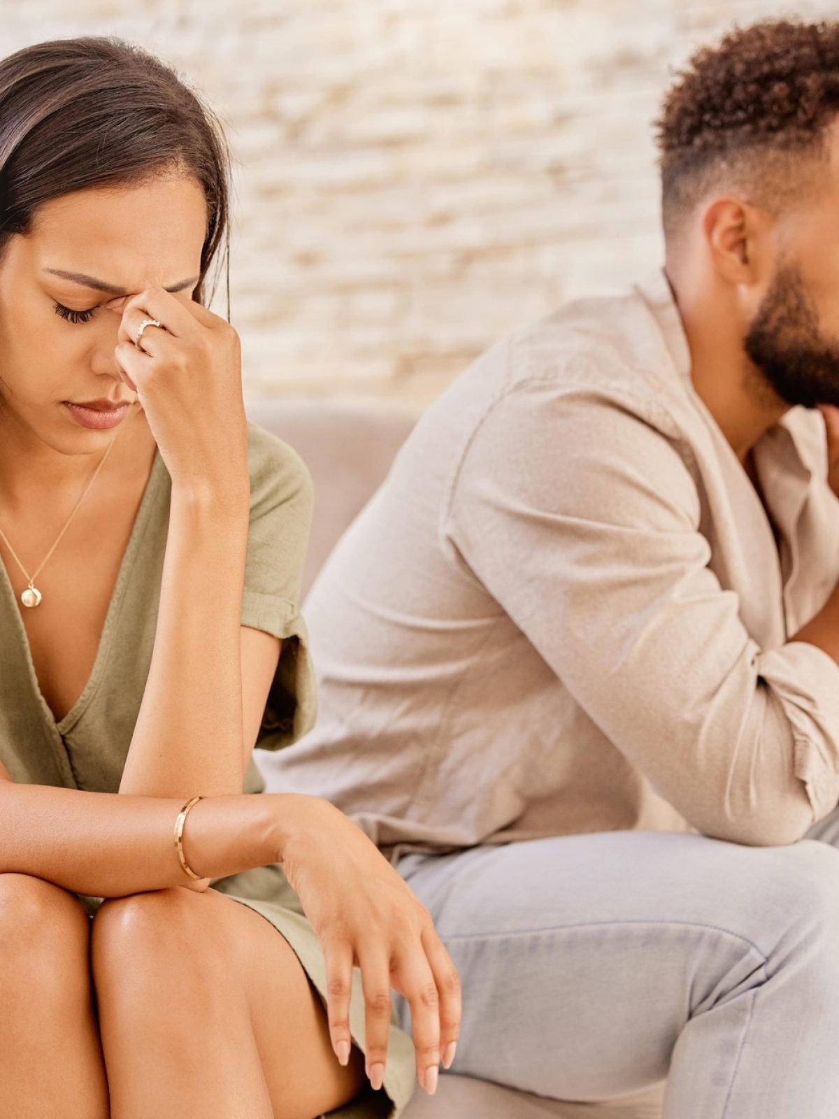 fight-divorce-and-depression-with-couple-on-sofa-2022-12-16-01-56-55-utc-min